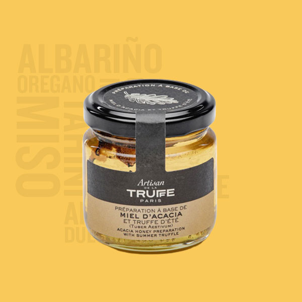 Honey with summer truffle